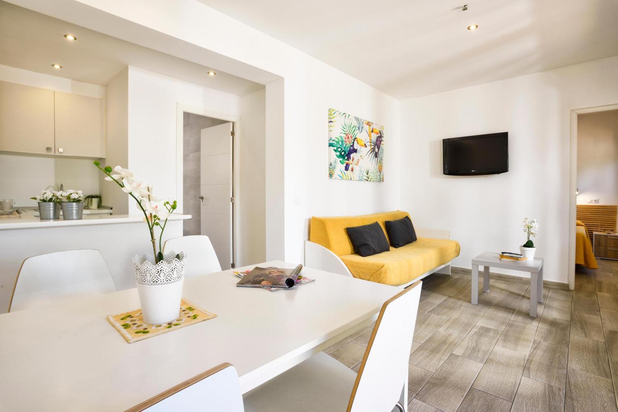 Naika Studios & Apartments Palmanova 외부 사진