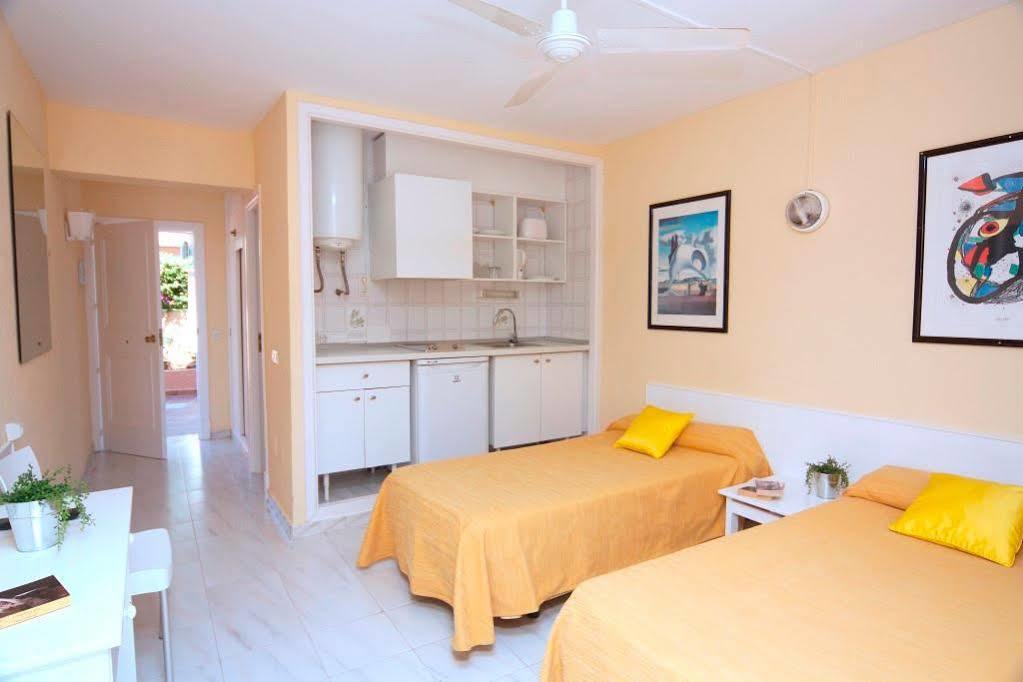 Naika Studios & Apartments Palmanova 외부 사진