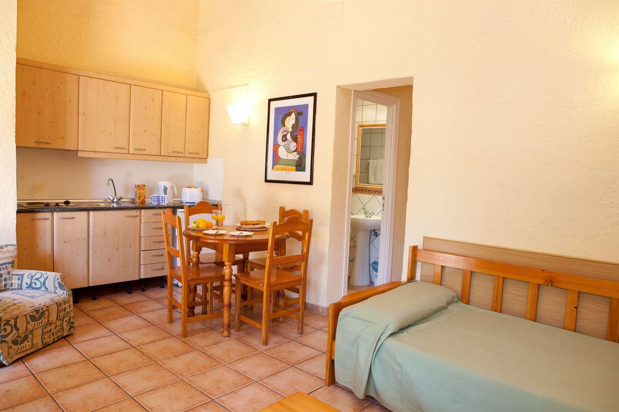 Naika Studios & Apartments Palmanova 외부 사진